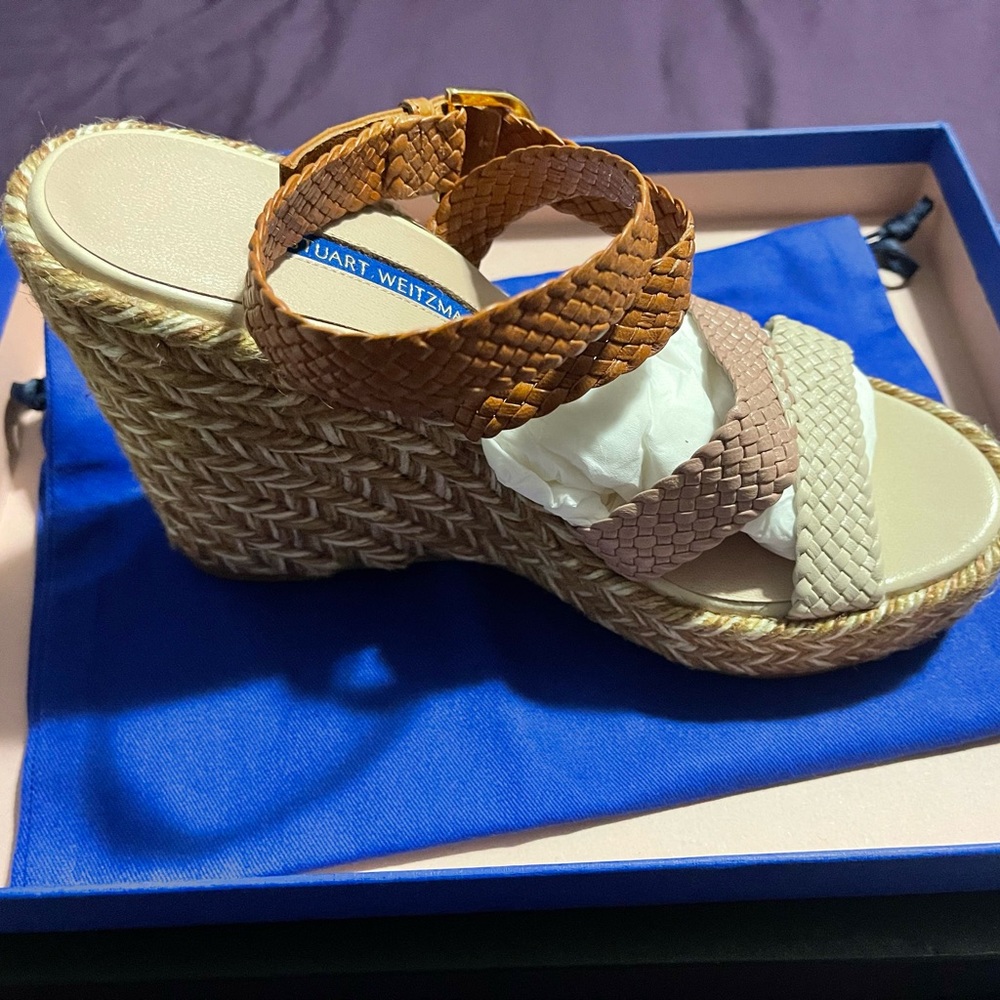 Stuart Weitzman Elsie Beige size 7M